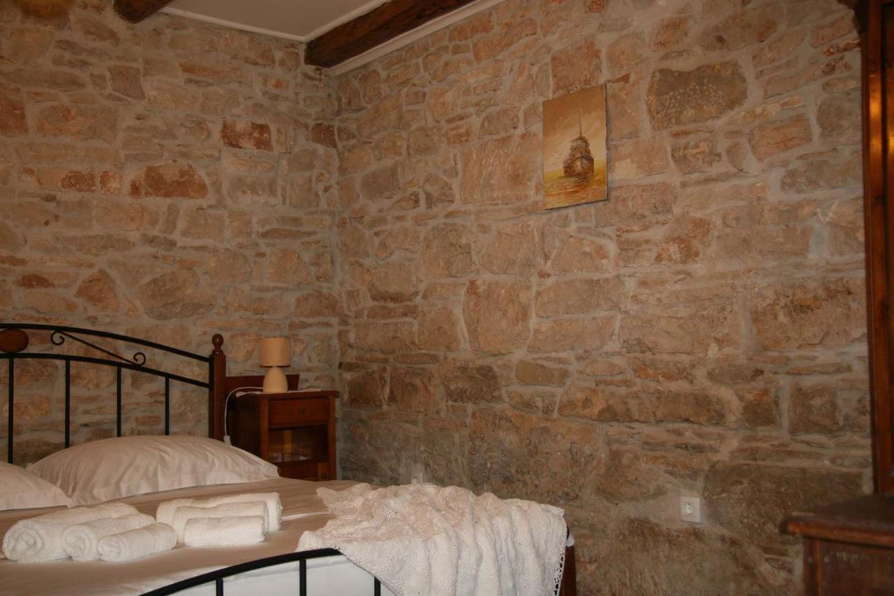 Apartments Sena Πούλα Εξωτερικό φωτογραφία