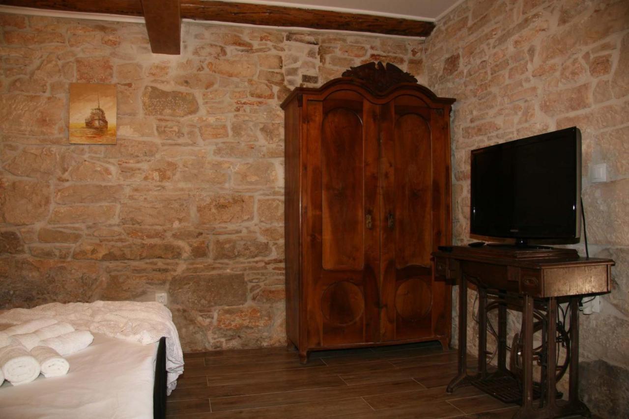 Apartments Sena Πούλα Εξωτερικό φωτογραφία