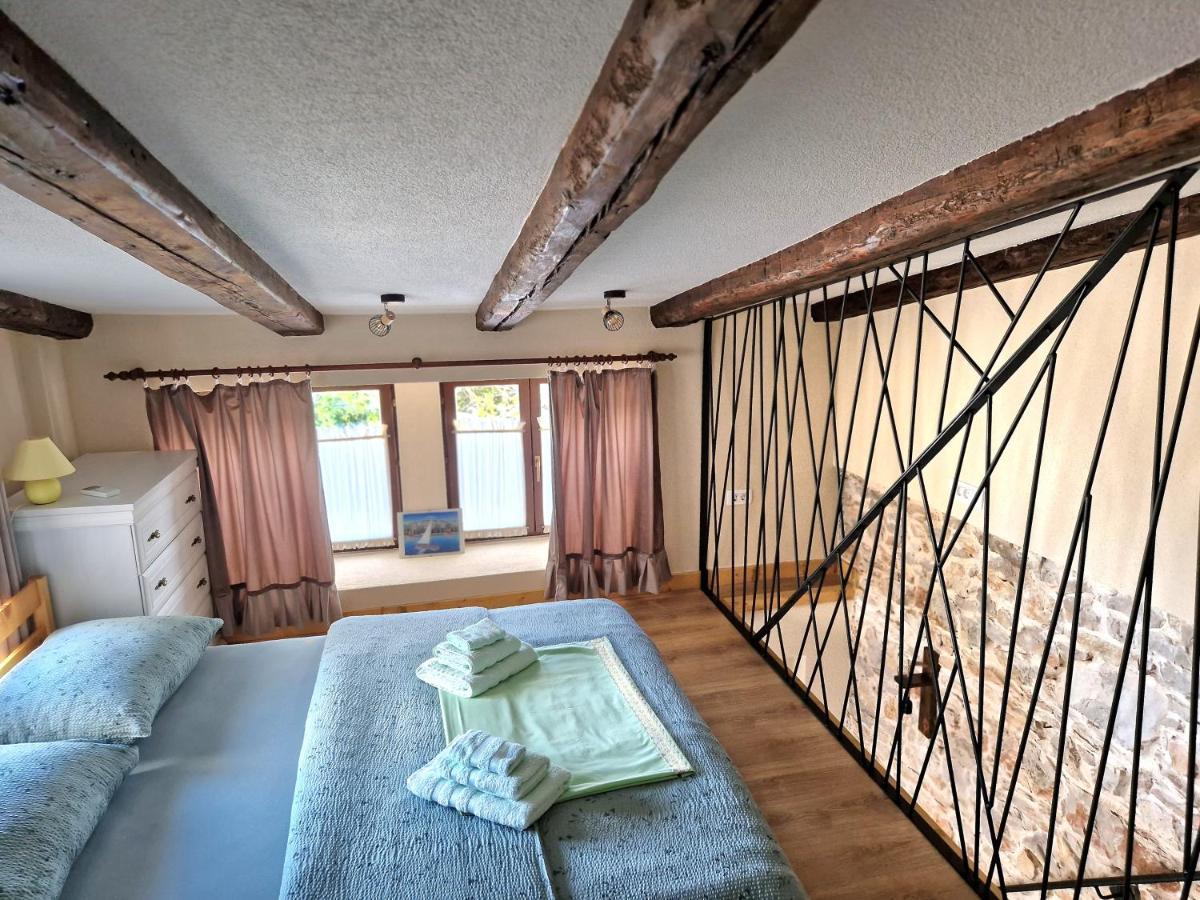 Apartments Sena Πούλα Εξωτερικό φωτογραφία
